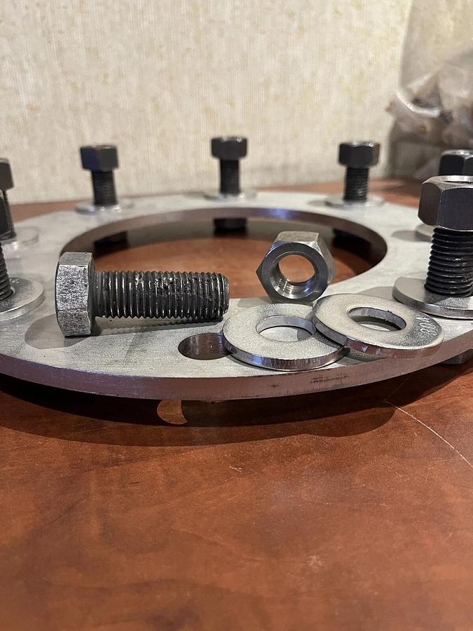 New Cummins Exhaust Plate Kit - Contains Plate, 8 Bolts, 8 Nuts & 16 Washers