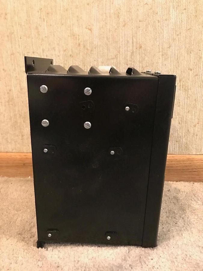 Used Cummins Onan Battery Charger 10 Amp 50 Hz | Part Number: 300-3257-12  300325712