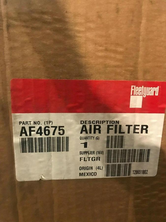 Used Genuine Fleetguard AF4675 Air Filter