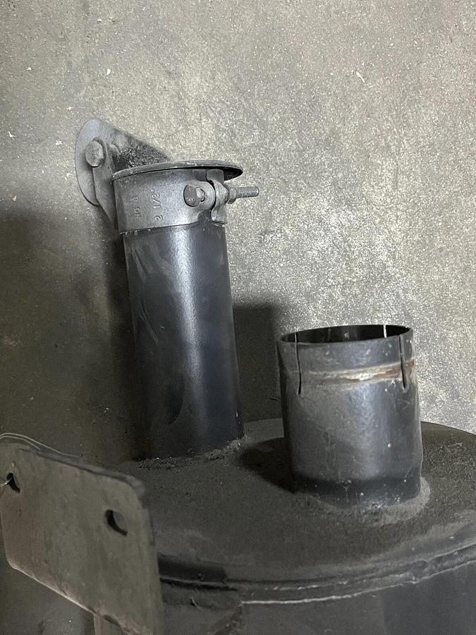 Used Used Magnum Exhaust Muffler from MMG35FHD - P/N: 24332