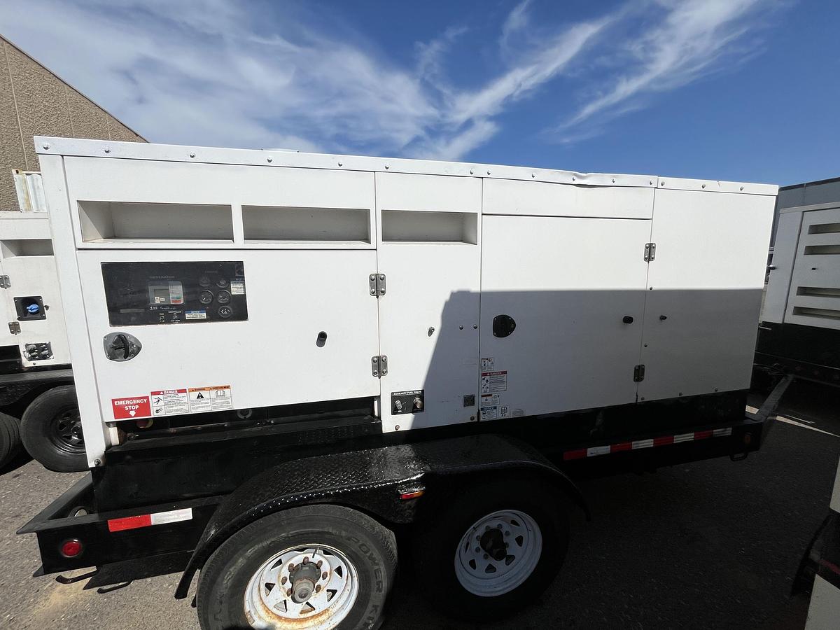 Used 200kw Cummins C200D6R Spec. D Mobile Diesel Generator - S/N: H140724239 (New Engine)