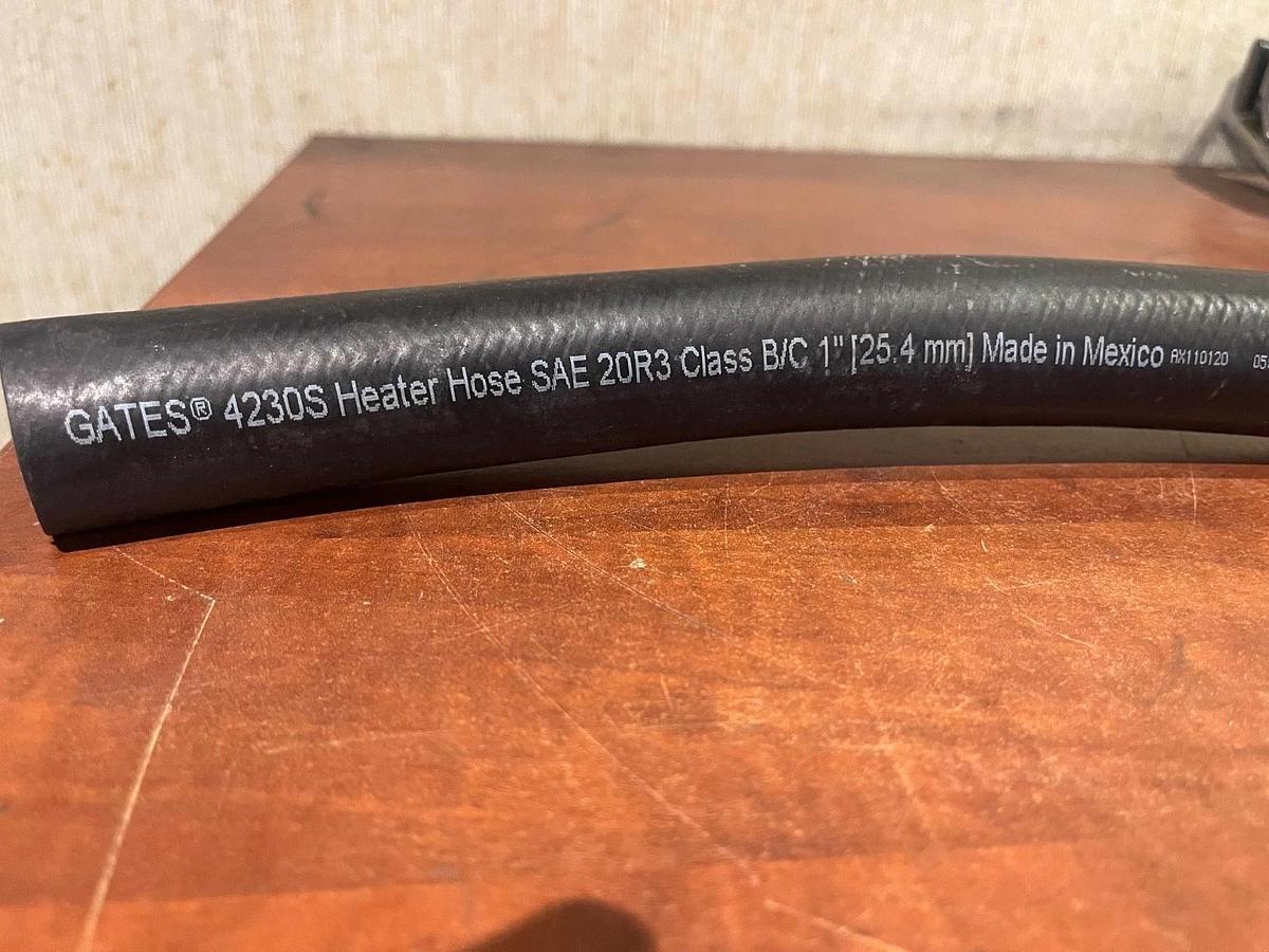 GATES 4230S 25-1/4" Long & 1" Interior Diam Heater Hose - Cummins P/N: 123-2120