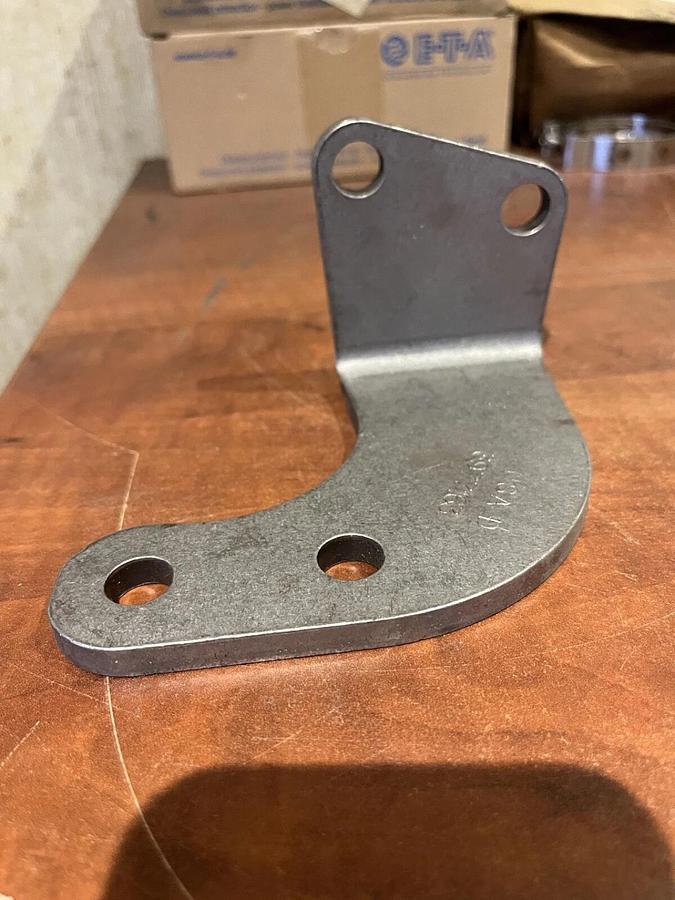 New Cummins Exhaust Outlet Connection Brace - P/N: 3977163