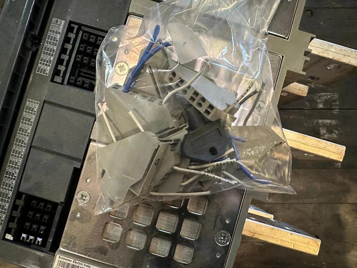 2000 Amp Square D Masterpact NW20H Circuit Breaker