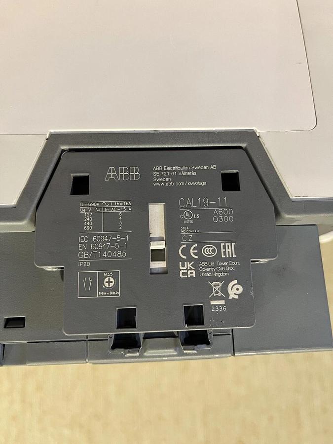 New ABB AF205-40 250 Amp 600VAC Contactor - S/N: 1S1620112523415131