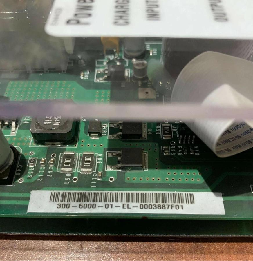 Used New 2 Amp Genuine OEM Cummins Battery Charger 120V | PN 300-6000-01 300-6026-09