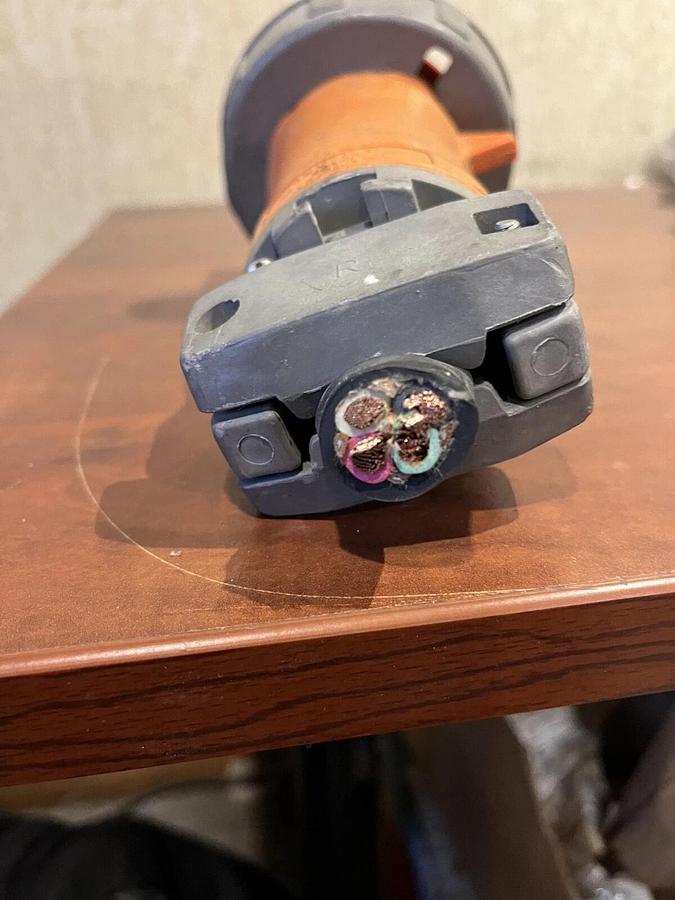 Used Used Hubbell 460P12W 60 Amp 125/250VAC Male Pin and Sleeve Connector