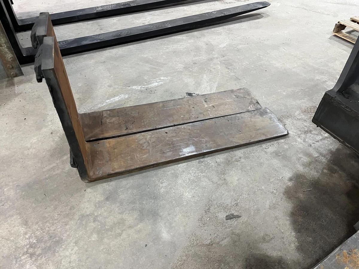 Used Used Forklift Forks - Class 3 - 45" L x 10" W x 25.5" H