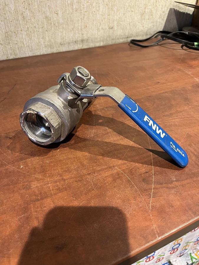 Used Used FNW Fig. 200A Stainless Steel Ball Valve 2PC Full Port 1000 CWP