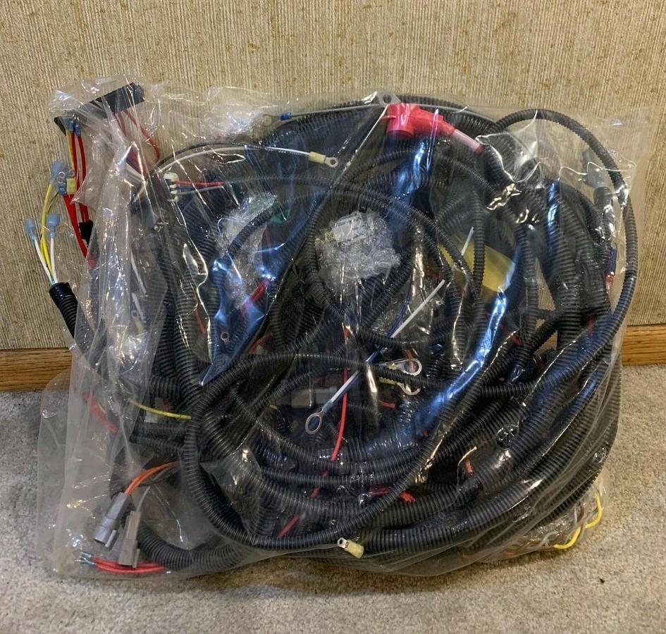 Used New Genuine OEM Cummins C300-D6R Main Wiring Harness | P/N: A055J380 A052V031