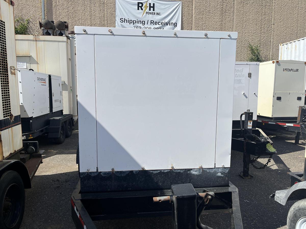 Used 200kw Cummins C200D6R Spec. D Mobile Diesel Generator - S/N: H140724239 (New Engine)