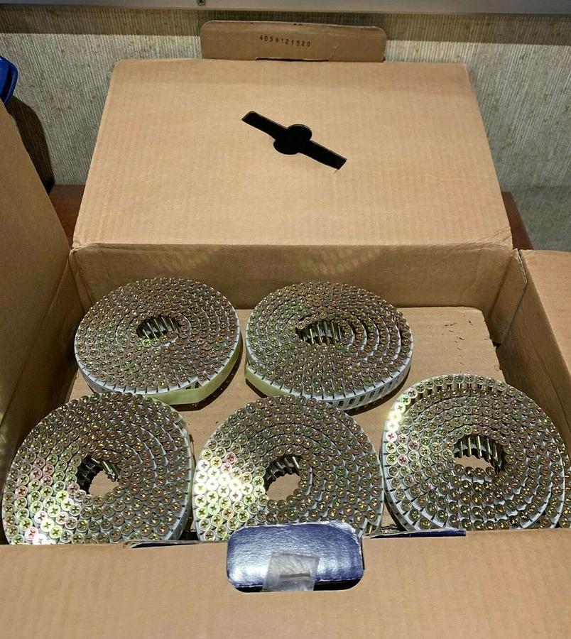 Used Scrail Fasco Collated Nail Screw Fasteners 1 3/8" Plastic Sheet Coil (2000 Pack)