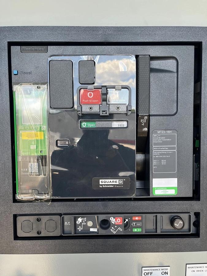 Used 1200 Amp Cummins CXRFSE Automatic Transfer Switch - S/N: C22M060521