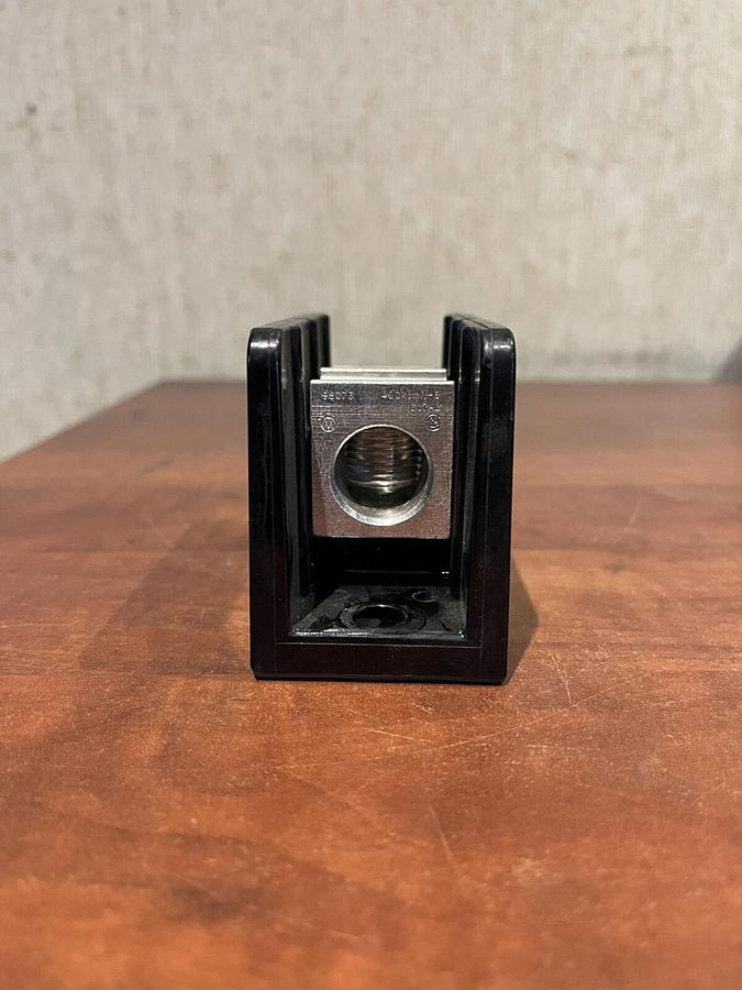 New Marathon Power Terminal Block - P/N: 1431552