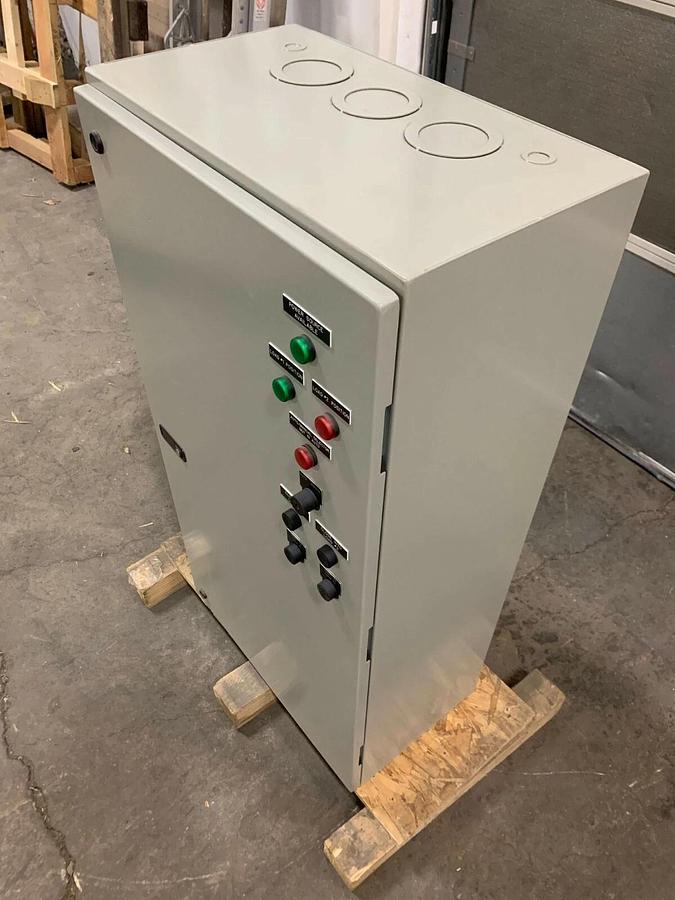 New 225 Amp Zenith Manual Transfer Switch 120/240V 3PH | ZTS2M