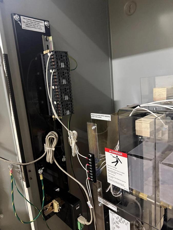 800A 208V Cummins OTECD Automatic Transfer Switch - E23M240584