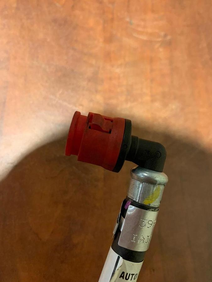 Used New Genuine OEM Cummins FLEXIBLE HOSE | P/N: 3999824