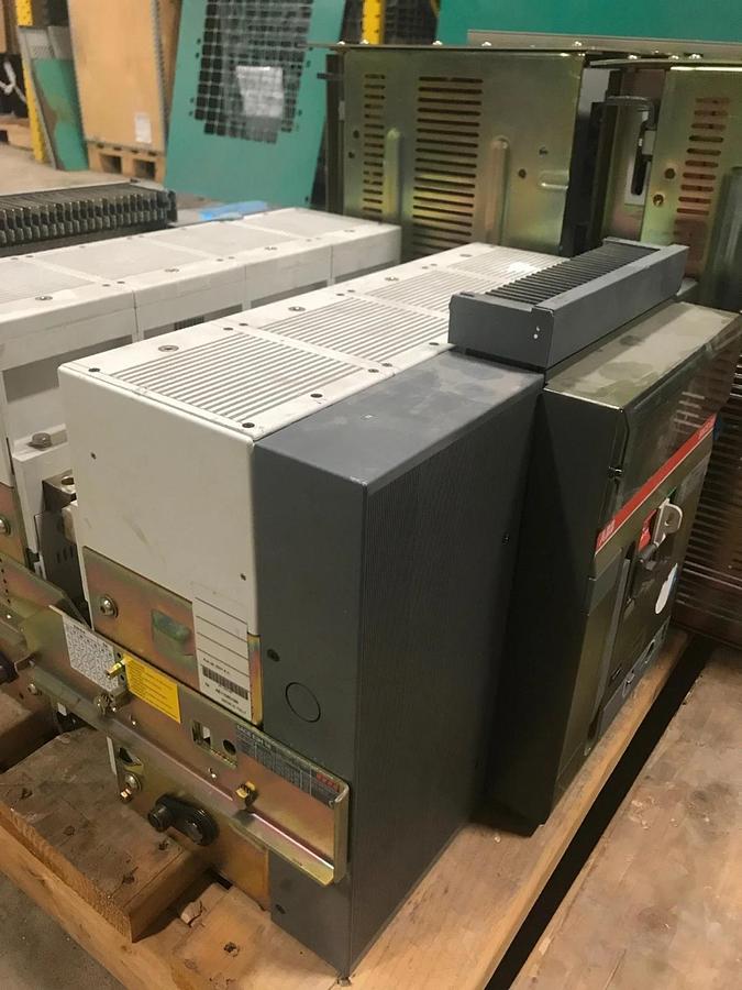Used 1600 Amp ABB Circuit Breaker w/ Draw-Out Breaker Holder | SACE E3H 16