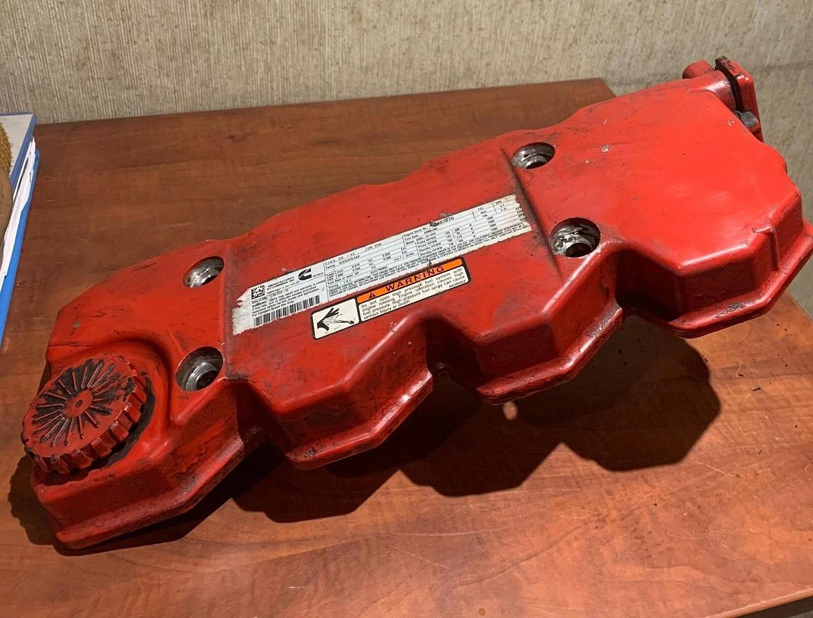 Used Cummins QSB5 4.5L Diesel Engine Valve Cover / Crankcase Breather 4939896 3971371