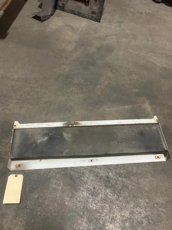 Used Used Genuine OEM Cummins Door Header Enclosure Panel C100D6R | P/N: A032X609