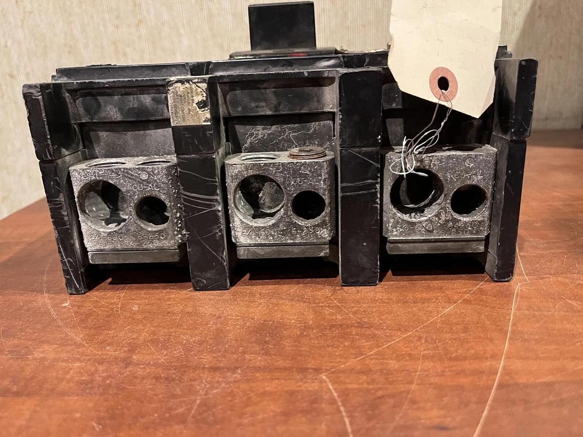 Used GE 350 Amp Circuit Breaker