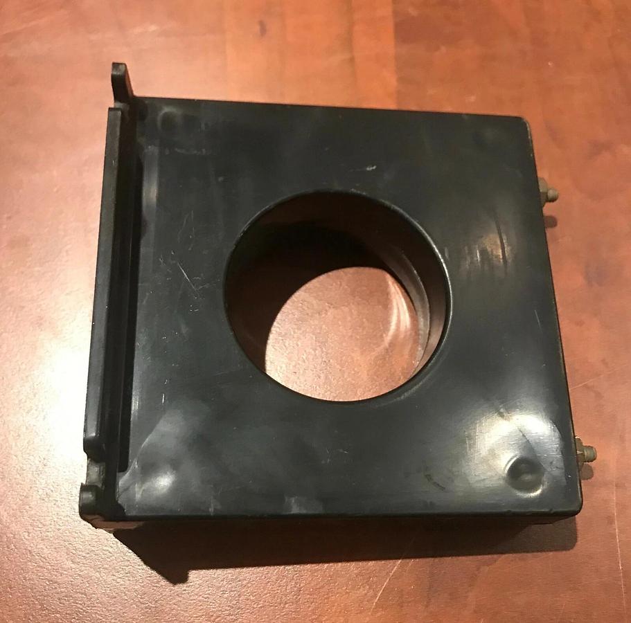Used 1,200:5 Current Transformer CT 50-400Hz 600V | Instrument Transformers Inc.