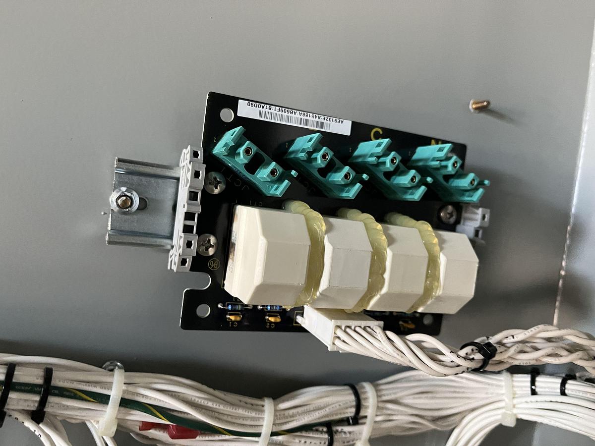 New 150A 208VAC Cummins CXTC8 Spec. A Automatic Transfer Switch - S/N: A23M204627