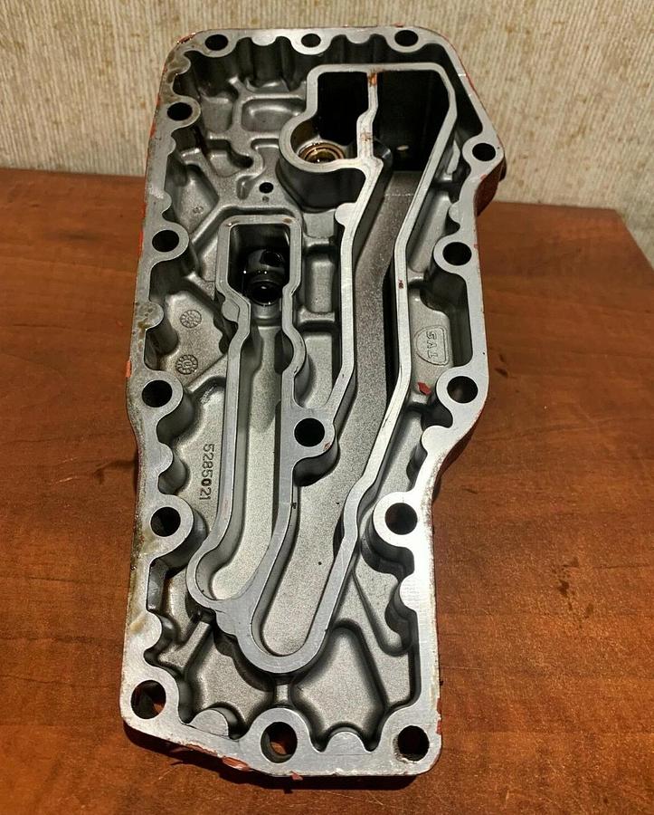 Used Used Genuine OEM Cummins Oil Filter Cooler Housing QSB5 4.5L C100D6R | 5285021