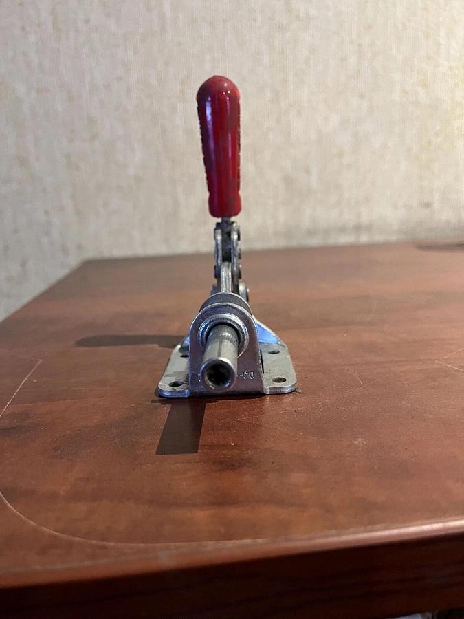 Destaco 605 Straight Line Action Clamp P/N: 56050