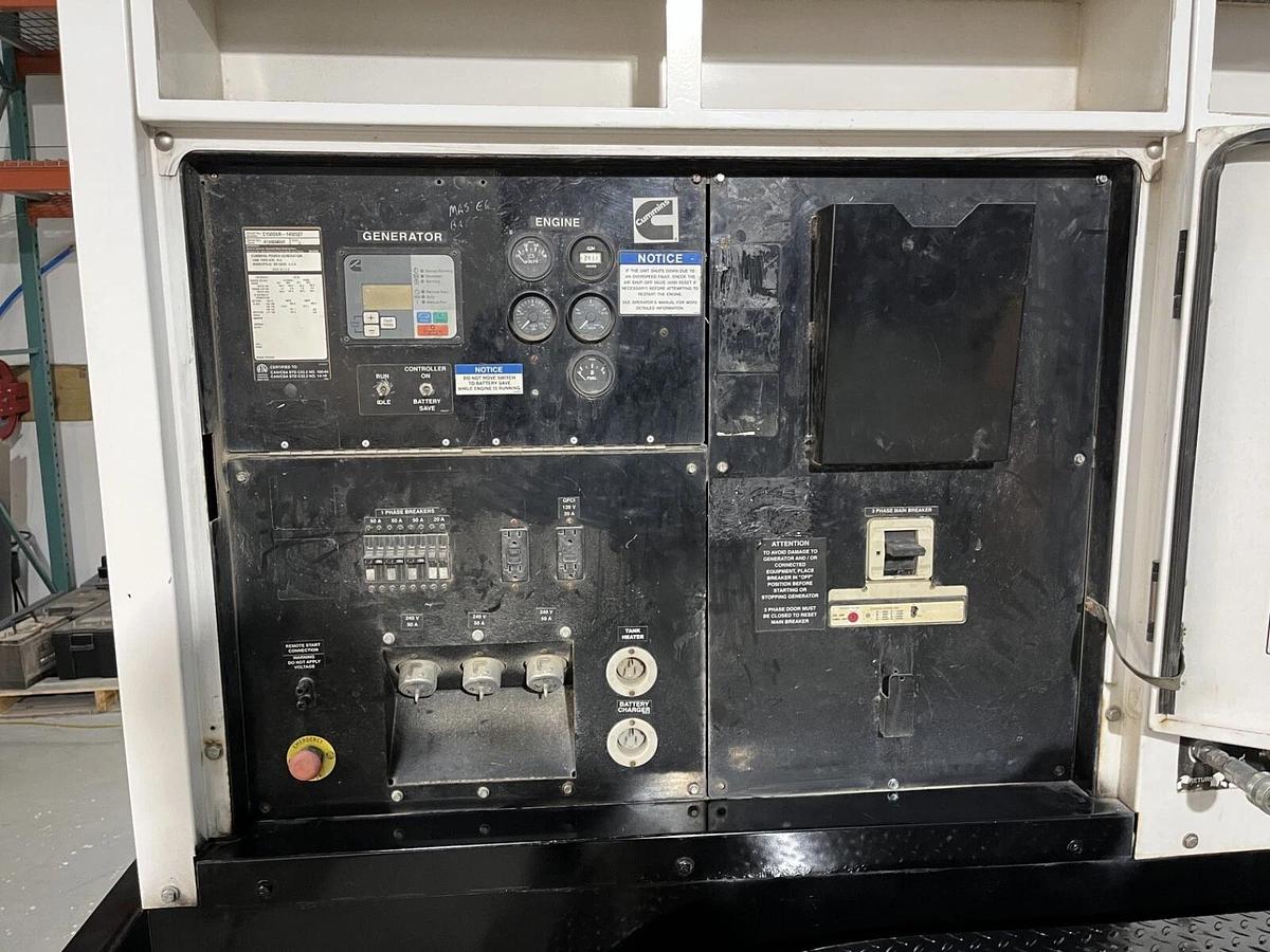 Used 150kw Cummins C150D6R-1402527 Spec. D Mobile Diesel Generator - S/N: D140666342