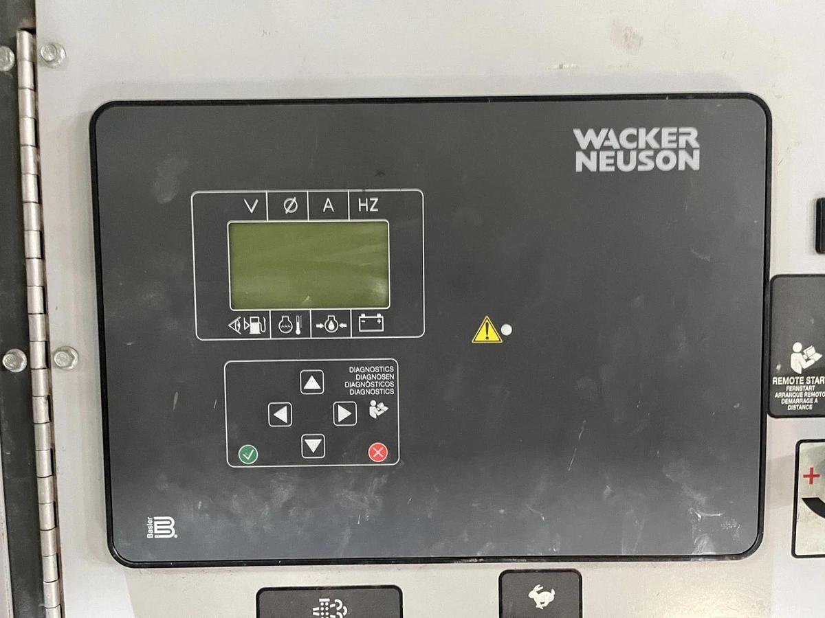 Used 70kva Wacker Neuson G70 Mobile Diesel Generator - S/N: 24407198