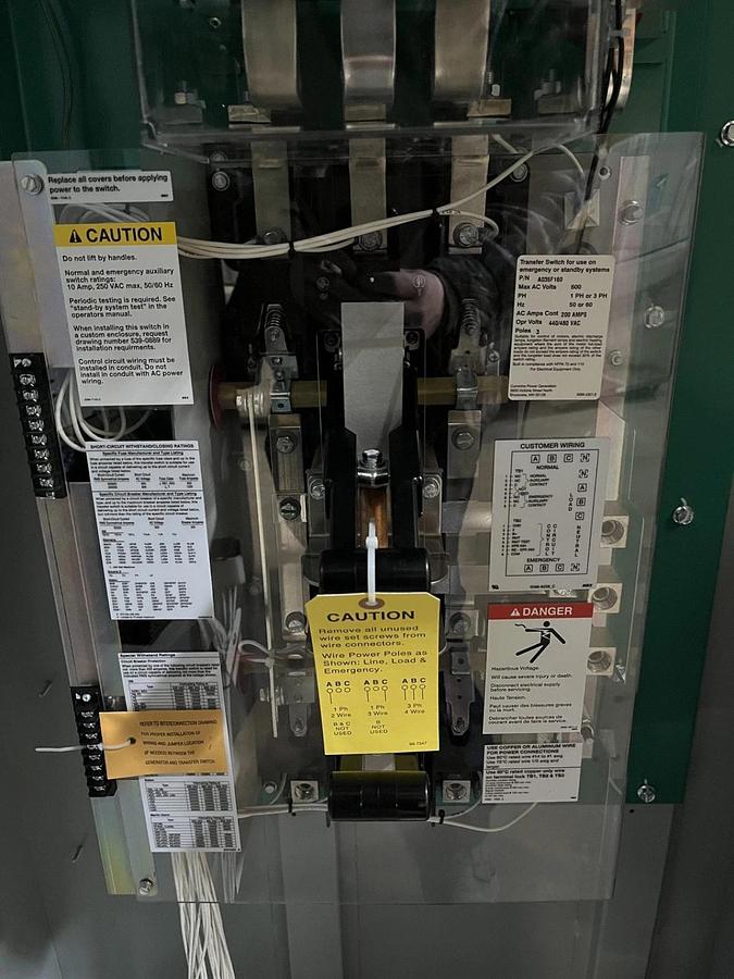 Used 200A 480VAC Cummins OTECSEB Spec. C Automatic Transfer Switch - S/N: E23M232923