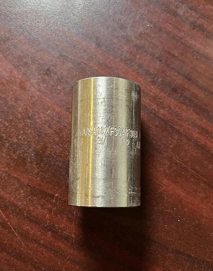 1/2" Stainless Steel F-F Coupling A/SA182 F304/F304L - P/N: 3411D-08 (10-Pack)