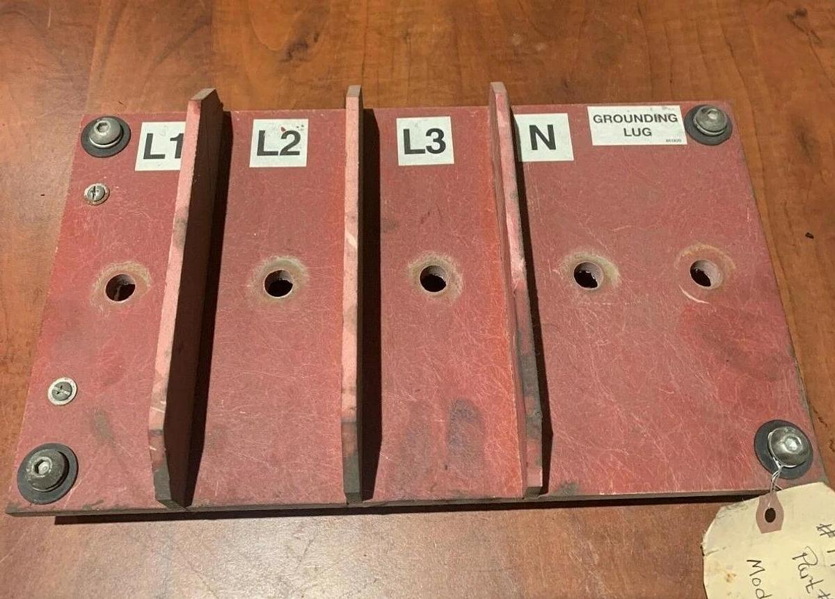 Used Used Cummins Power Distribution Board C100D6R | P/N: A032X970