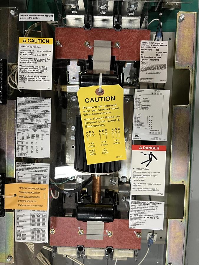 Used 400 Amp 240VAC Cummins OTECSEC Spec. B Automatic Transfer Switch S/N: D23M224469