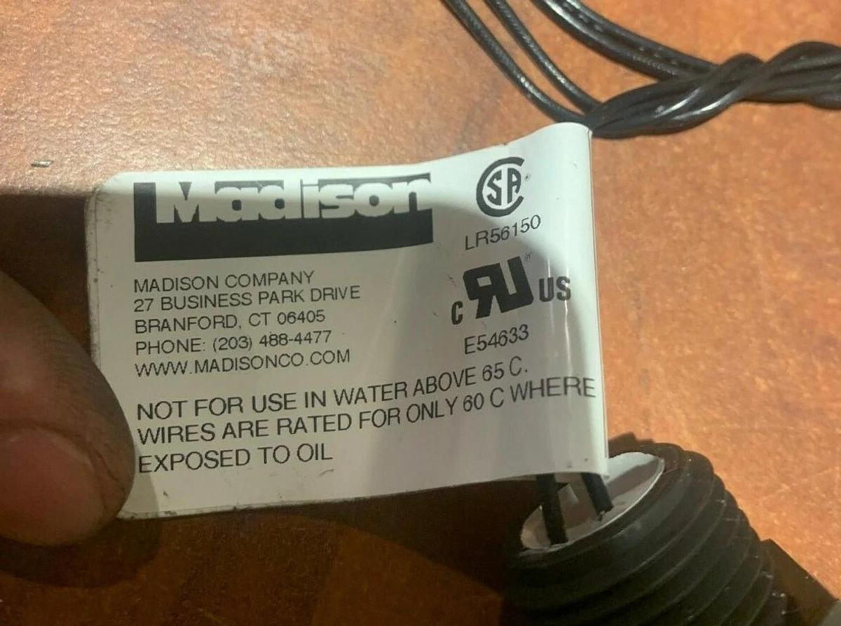 Used New Madison M7700 Liquid Level Float Switch 130 C Max 100 PSIG Max