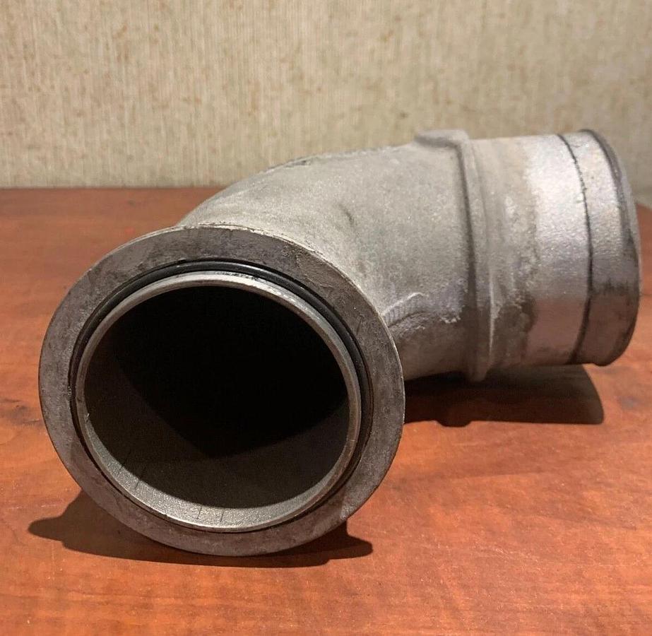 Used Used Genuine OEM Cummins Air Transfer Connection | P/N: 3682674