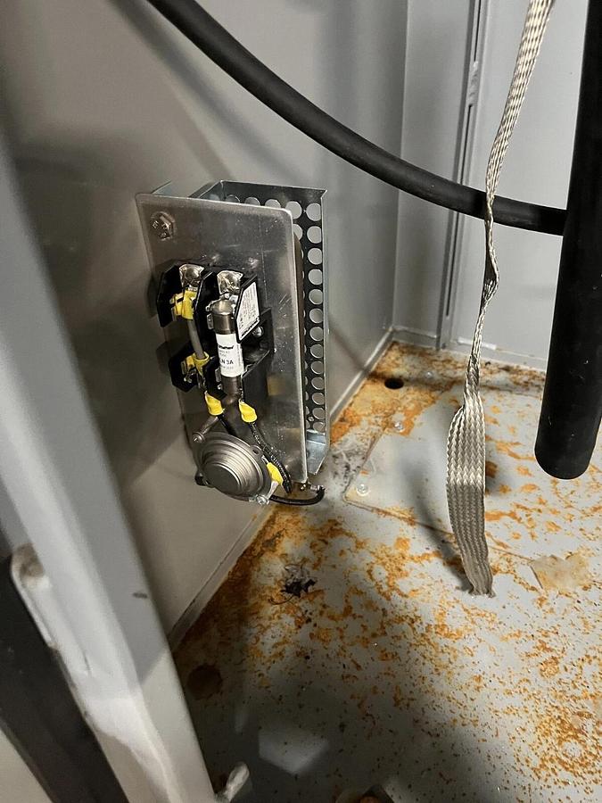 Used Used ABB / Controllix 4160V 60hz Motor Surge Protector - S/N: 141-052-2