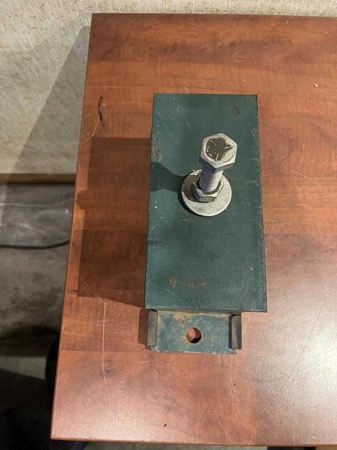 Used Used 12" Closed Mount Spring Vibration Isolator