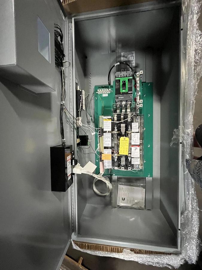Used 200 Amp Cummins OTECSEB Service Entrance Auto Transfer Switch S/N: K22M181845