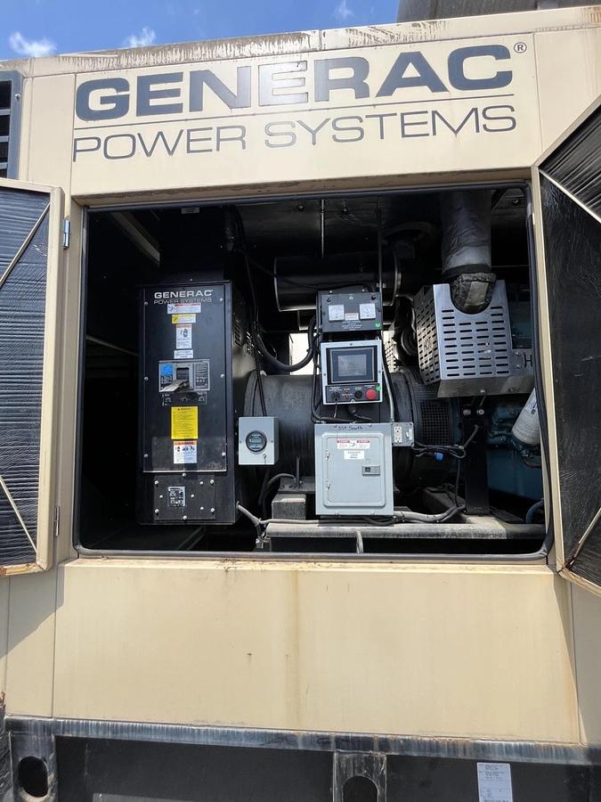 Used 600kw Generac MD600 Stationary Industrial Diesel Generator - S/N: 2098462