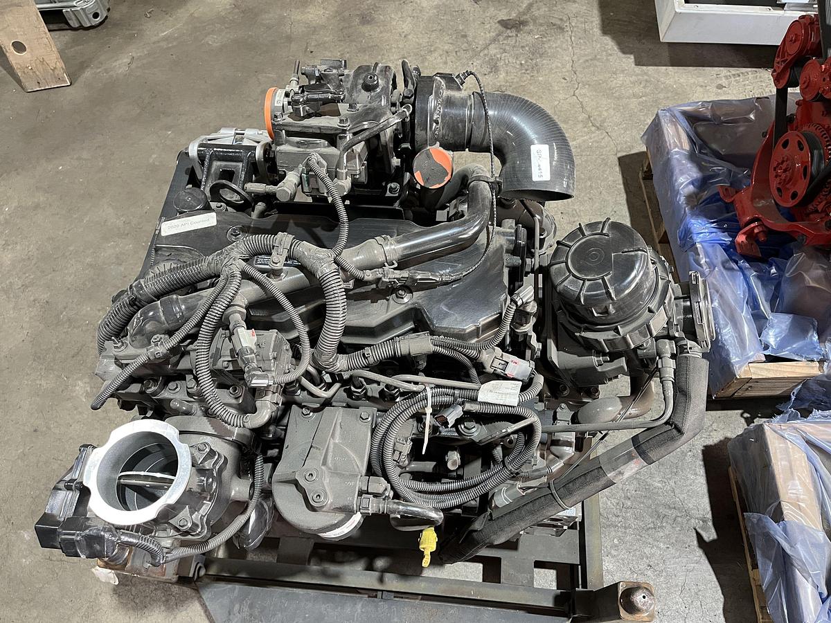 New Cummins 4.5 L QSB5-G12 Diesel Engine [Black Variant]