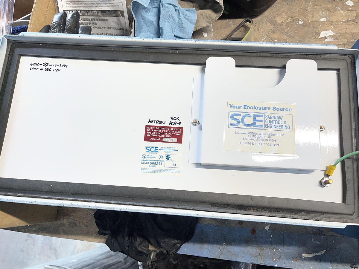 Used Used 150kw 480V 3PH Avtron LSH150 / D34087-3 Outdoor Resistive Load Bank w/ Control