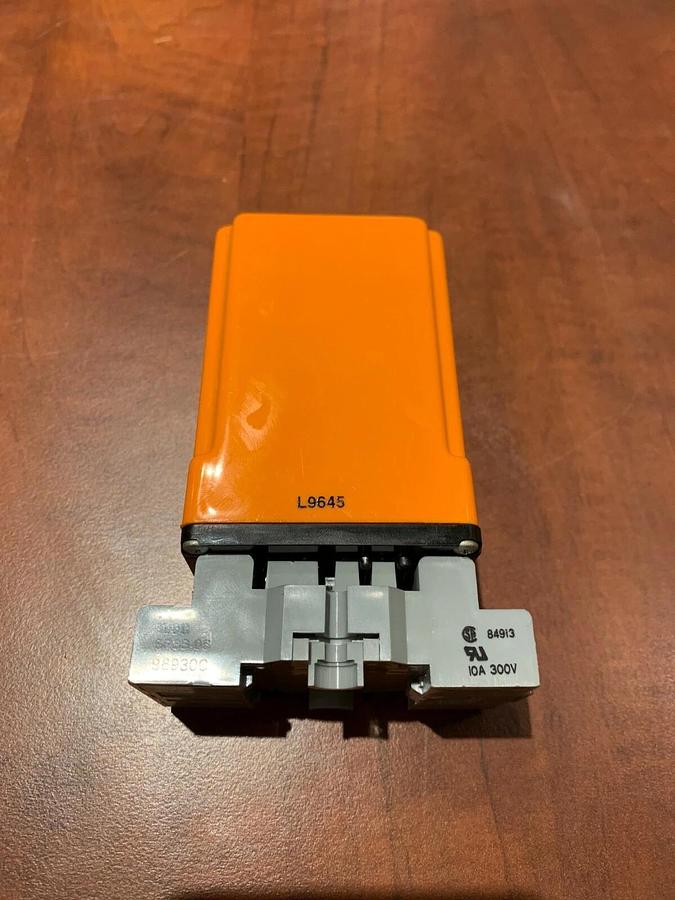 Used Diversified Electronics Time Delay Relay | 24VAC/DC