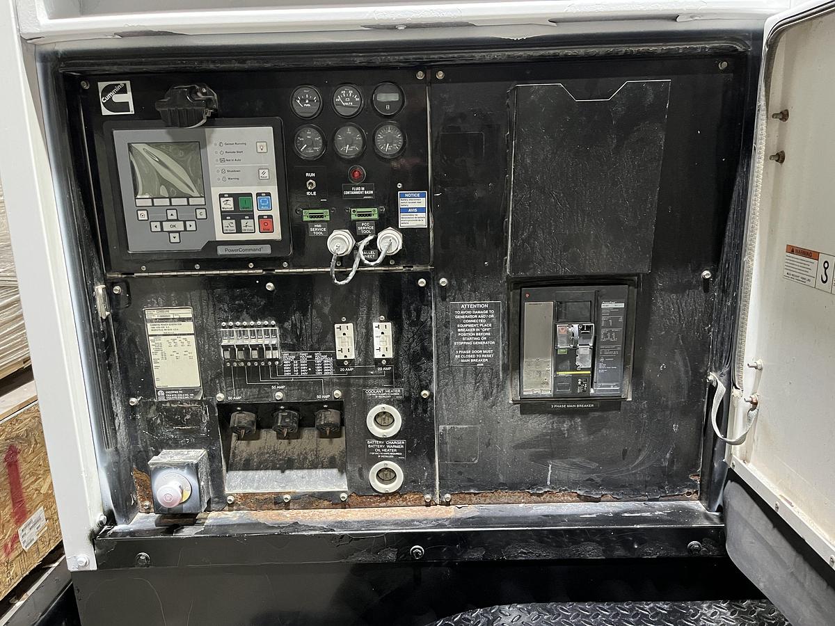 Used 200kW Cummins C200D2RE Spec. D Mobile Diesel Generator - S/N: F160969343