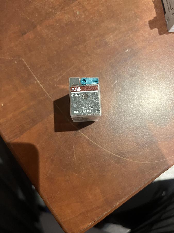 Used Used ABB 24VDC CR-M024DC3 Relay with CR-M3SS Socket
