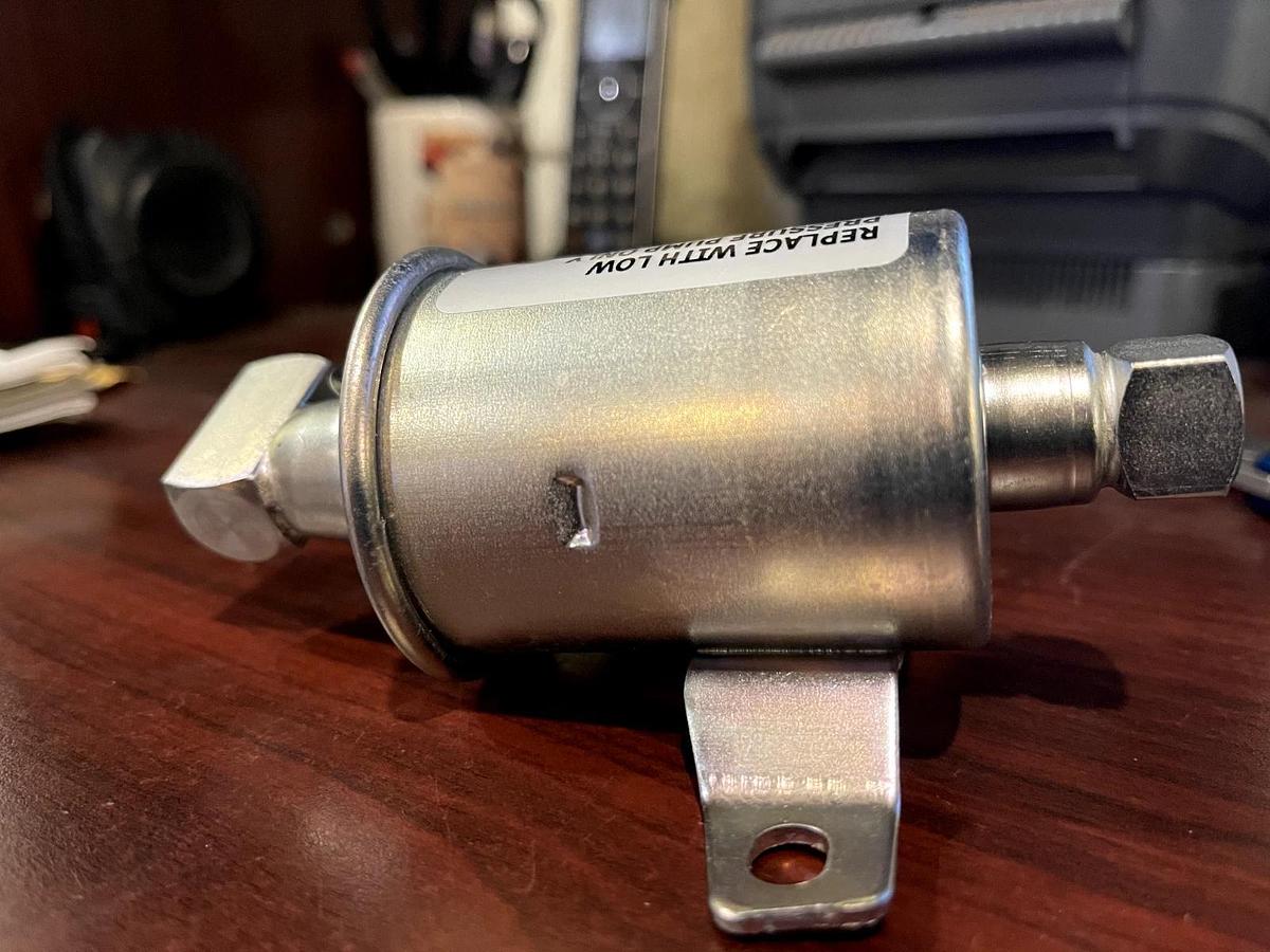 Used ONAN CUMMINS A064S972 RV GENERATOR FUEL PUMP