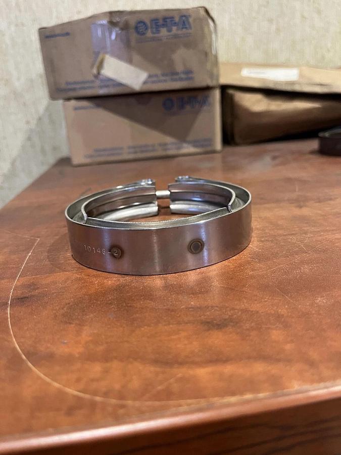 New R.G. Ray V-Clamp 3.5" - 3.25" - P/N: 10148-2