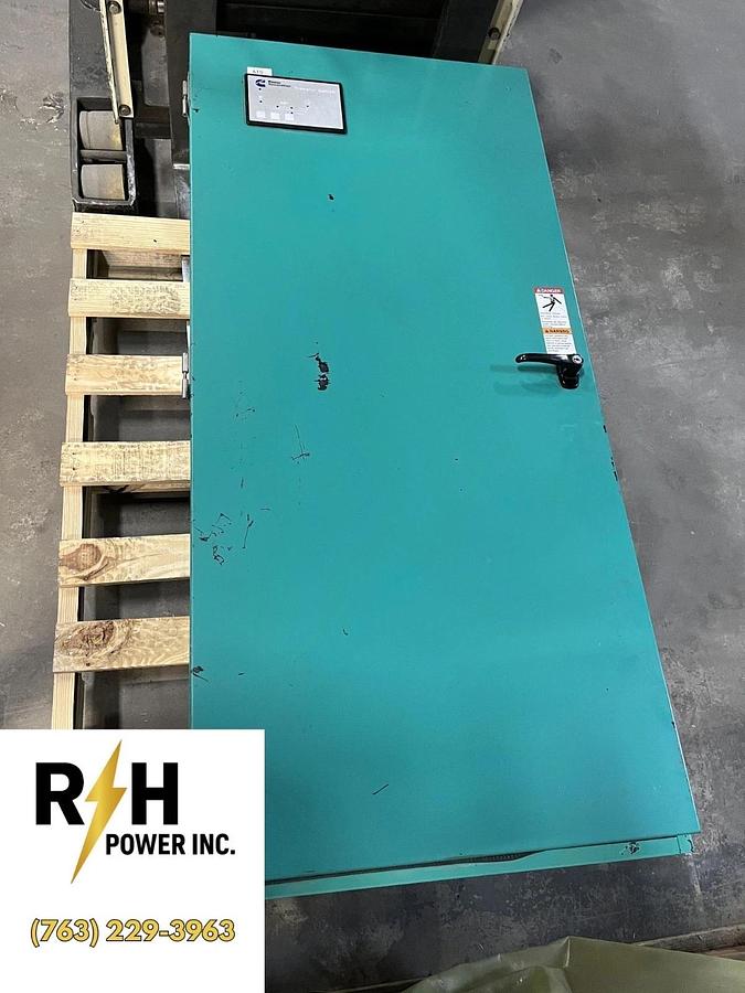 Used Used 400 Amp Cummins Automatic Transfer Switch OTECC-5735012 - S/N: F050796273