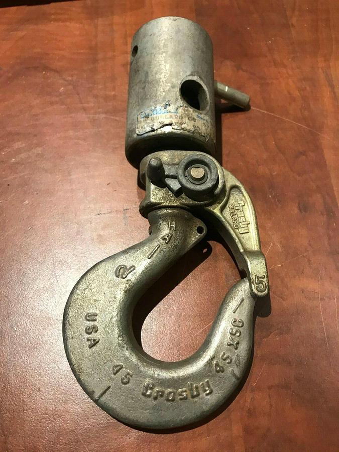 Crosby Bullard Link Chain Nest Swivel Hook WLL 2.3 Tons (4,600 lbs.) | 1051431